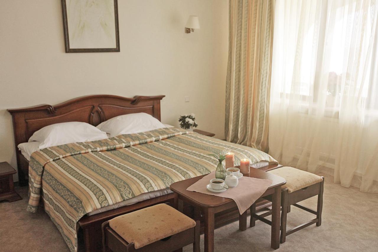 Гранде Петтине Hotel Odesa Exterior foto