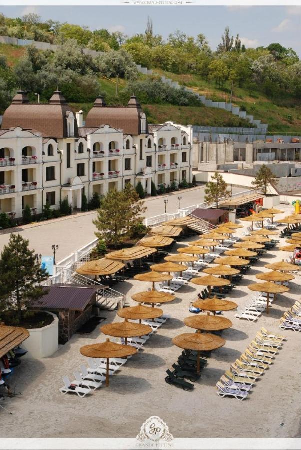 Гранде Петтине Hotel Odesa Exterior foto